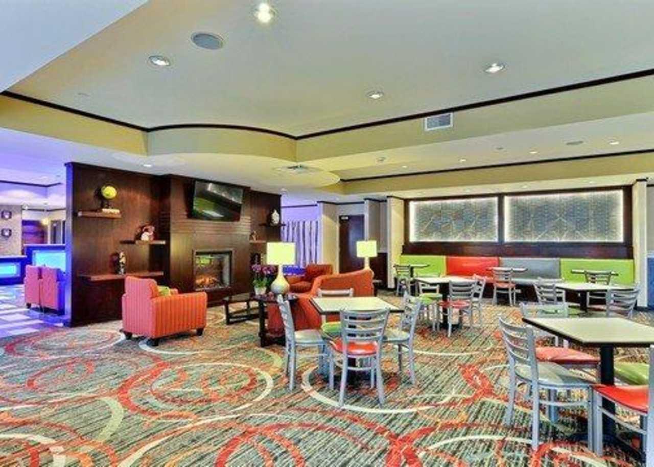 Comfort Suites Uniontown Kültér fotó