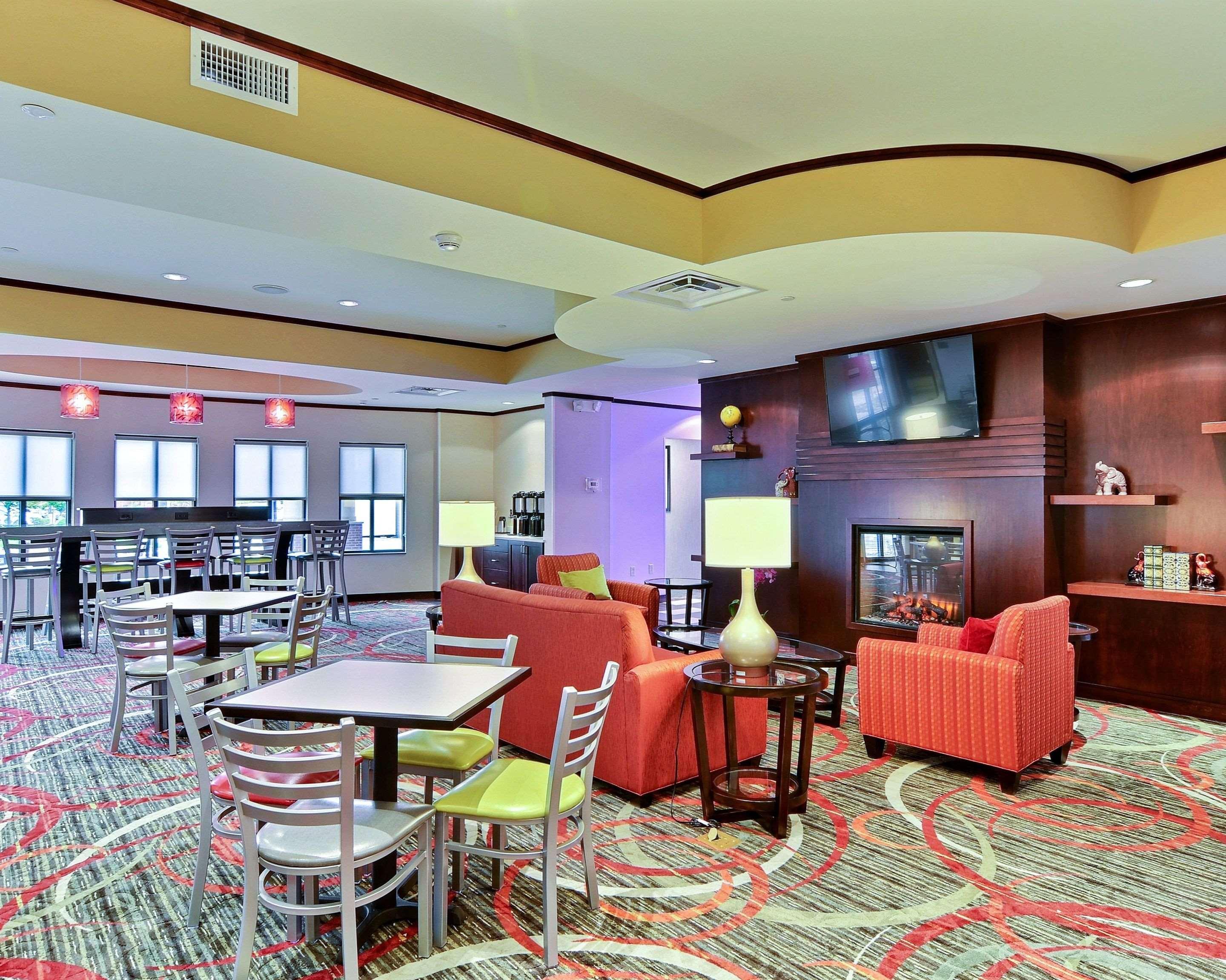 Comfort Suites Uniontown Kültér fotó